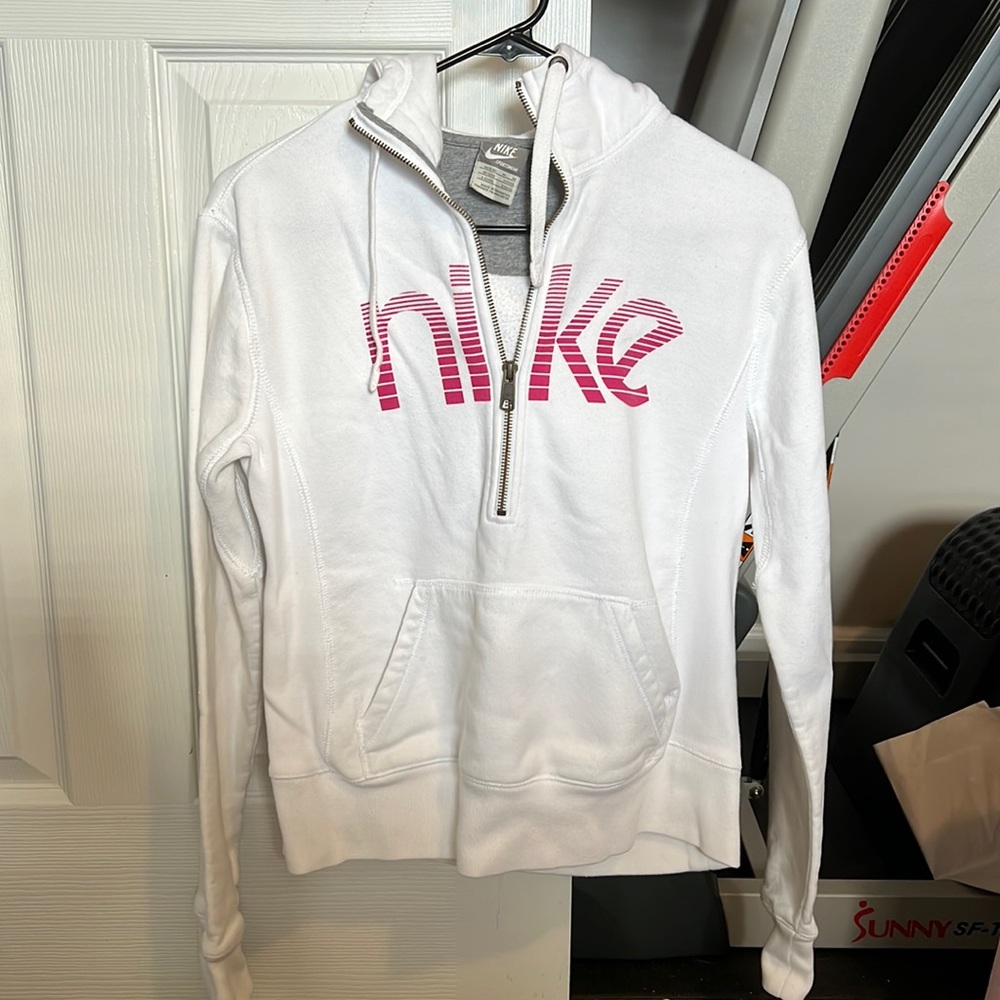 White Nike hoodie with quarter zip womens medium